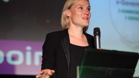 Using Technology to Support Democratic Governance – the Case of Estonia